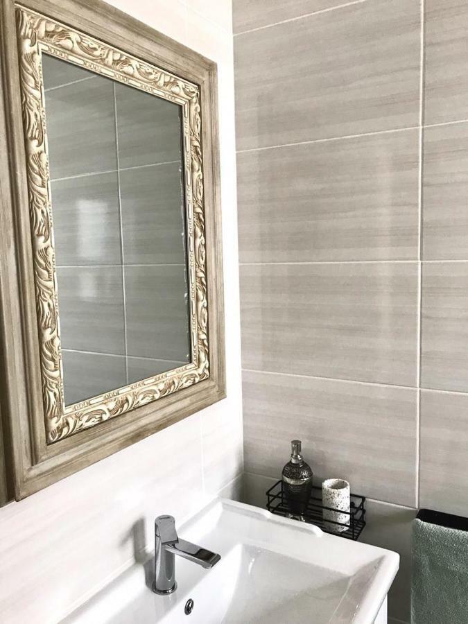 Apartamento Posto Al Sole - IL Bacio Bellville Exterior foto